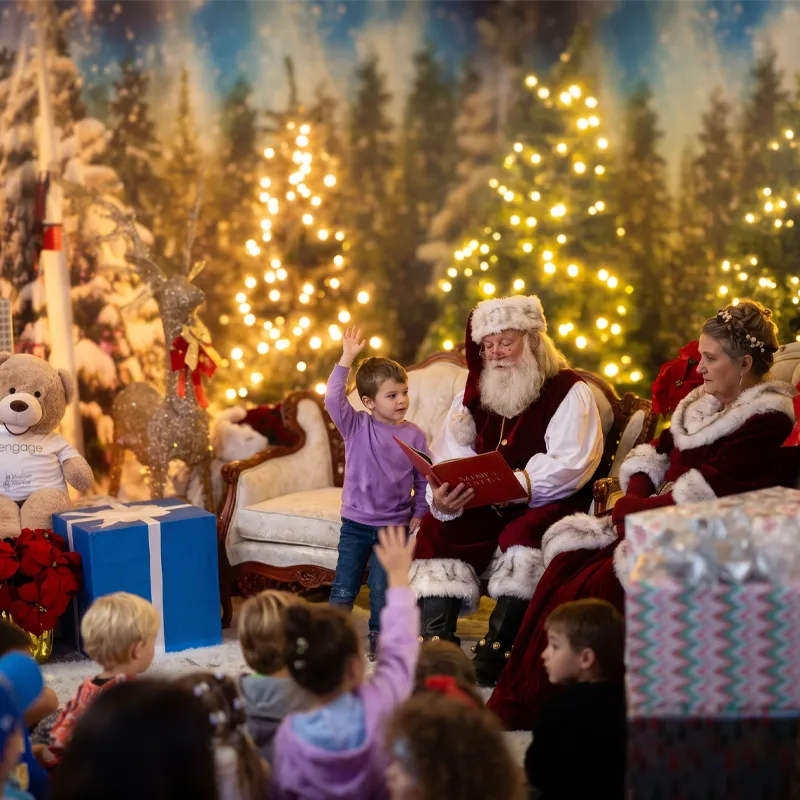 Kris Kringle Village